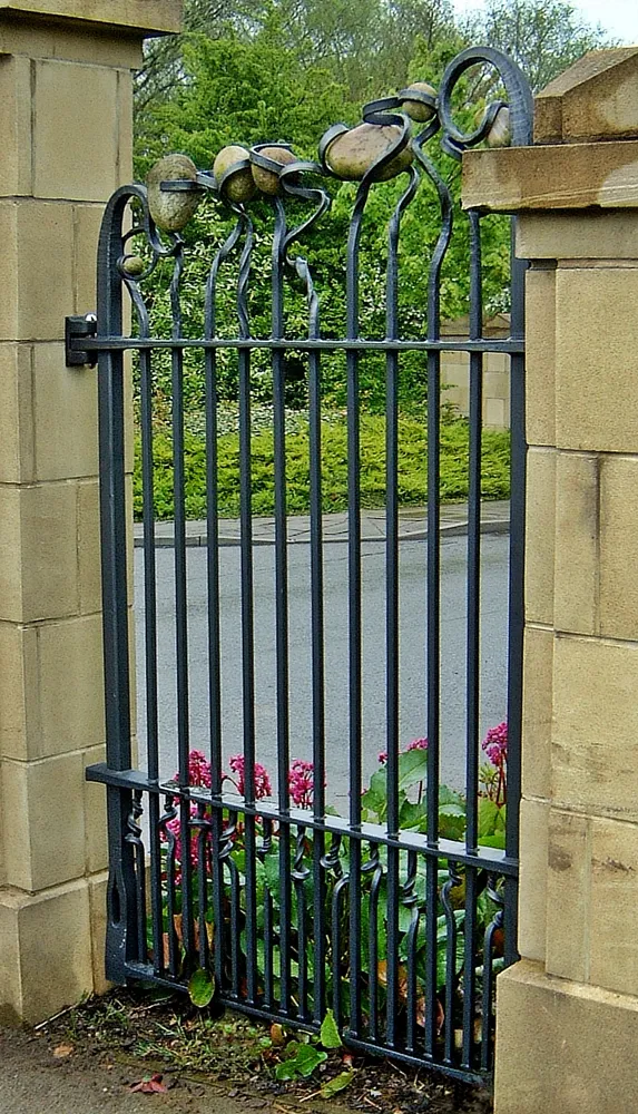 Stonefall sidegate
