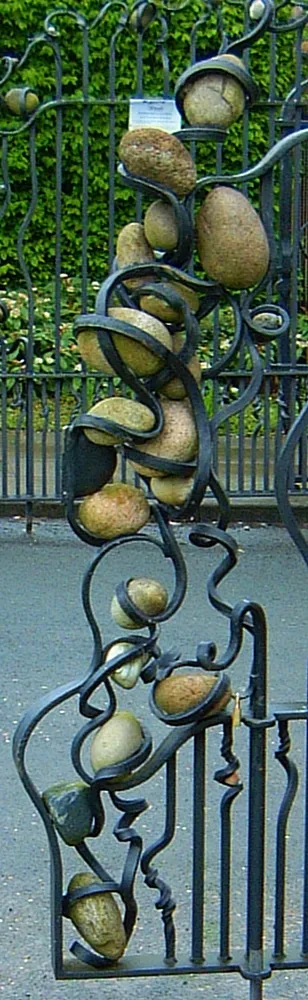 Stonefall gate 2